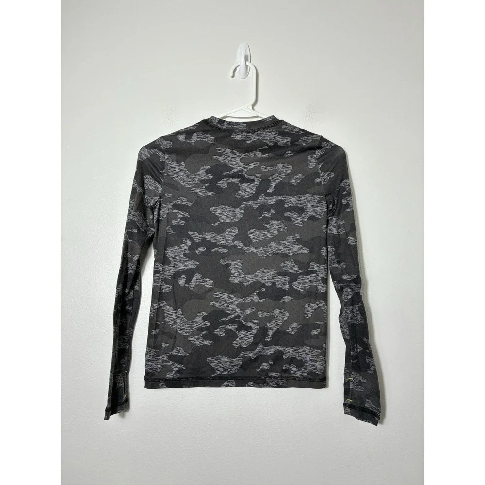 climatesmart baselayer Boys Youth M Gray Camo Lightweight Breathable Outdoor